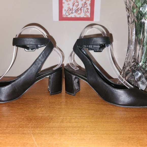 Marc Fisher Black Ankle Stap Block Heels - Picture 2 of 10